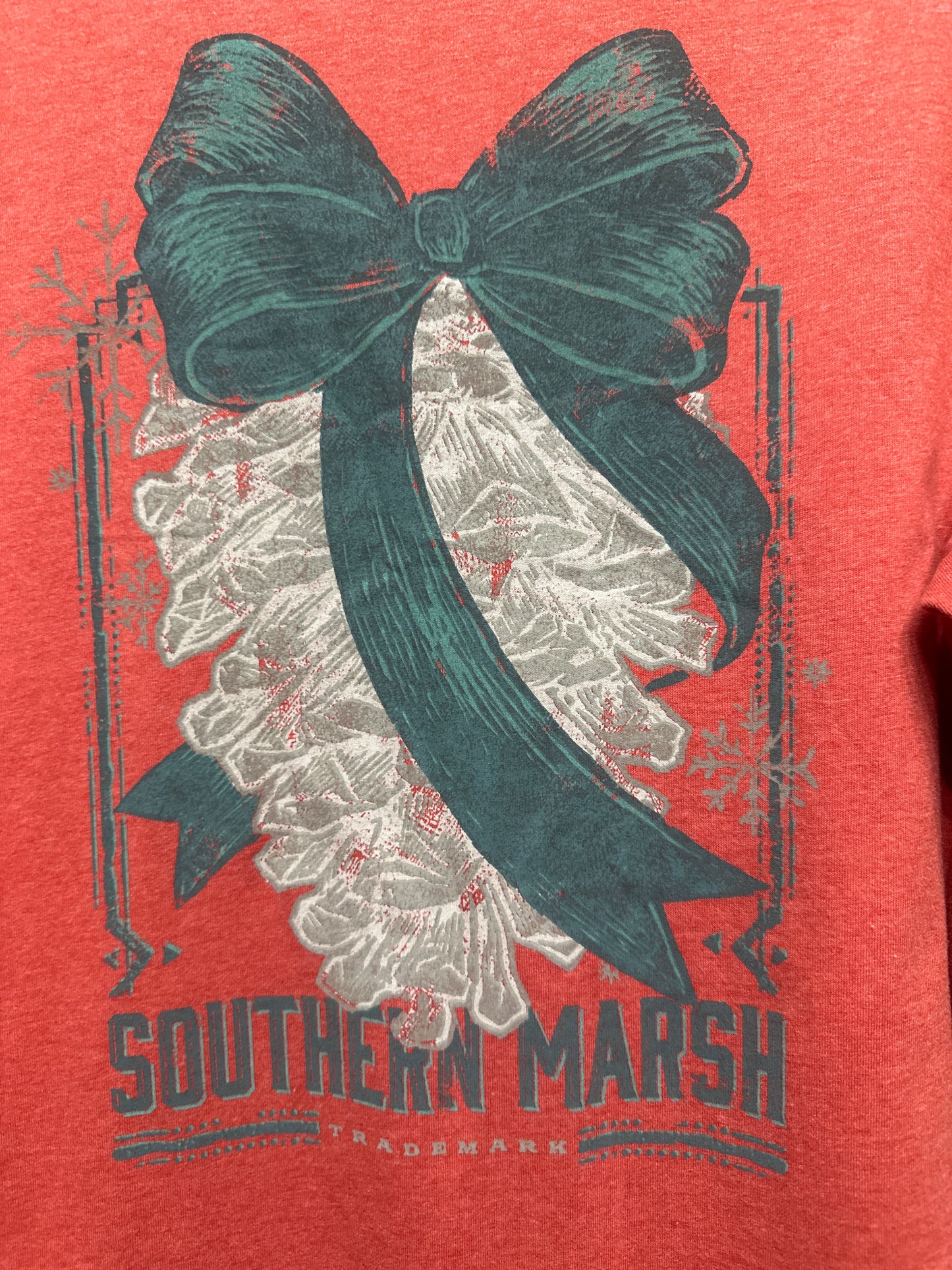 Women's Size Medium (Oversized) Southern Marsh Long Sleeve Holiday Shirt - Very Good Used Condition