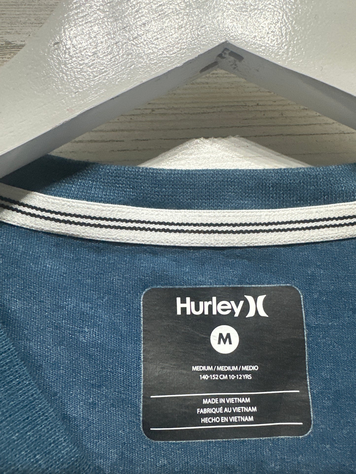Boys Size Medium (10/12)  Hurley Pocket Tee Shirt - Very Good Used Condition