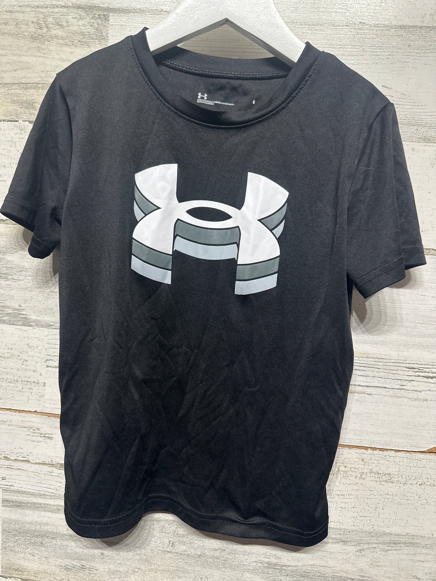Boys Size 6 Under Armour Black Shirt - Good Used Condition