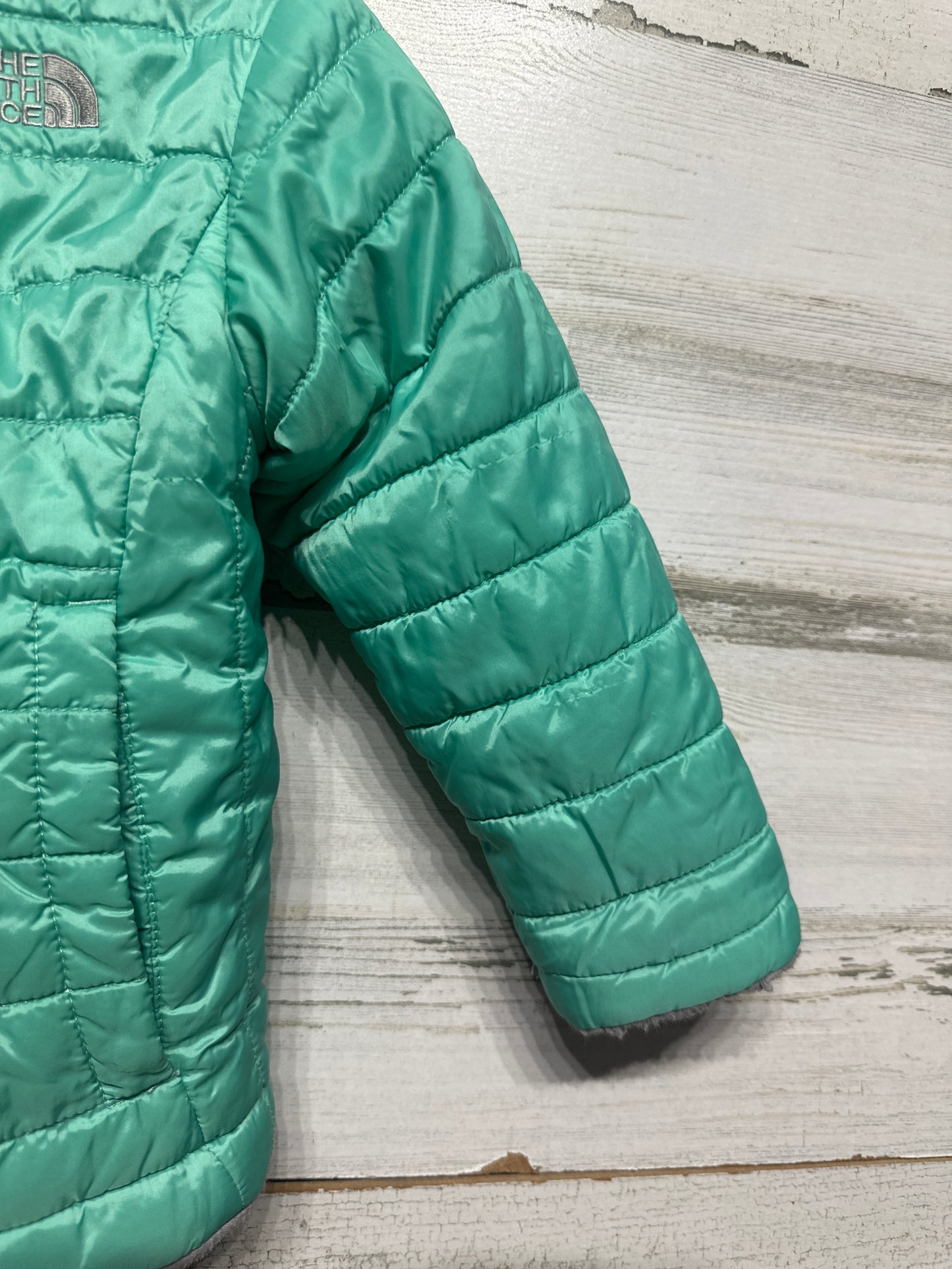 The North Face Toddler Girls 2T Reversible Jacket VGUC