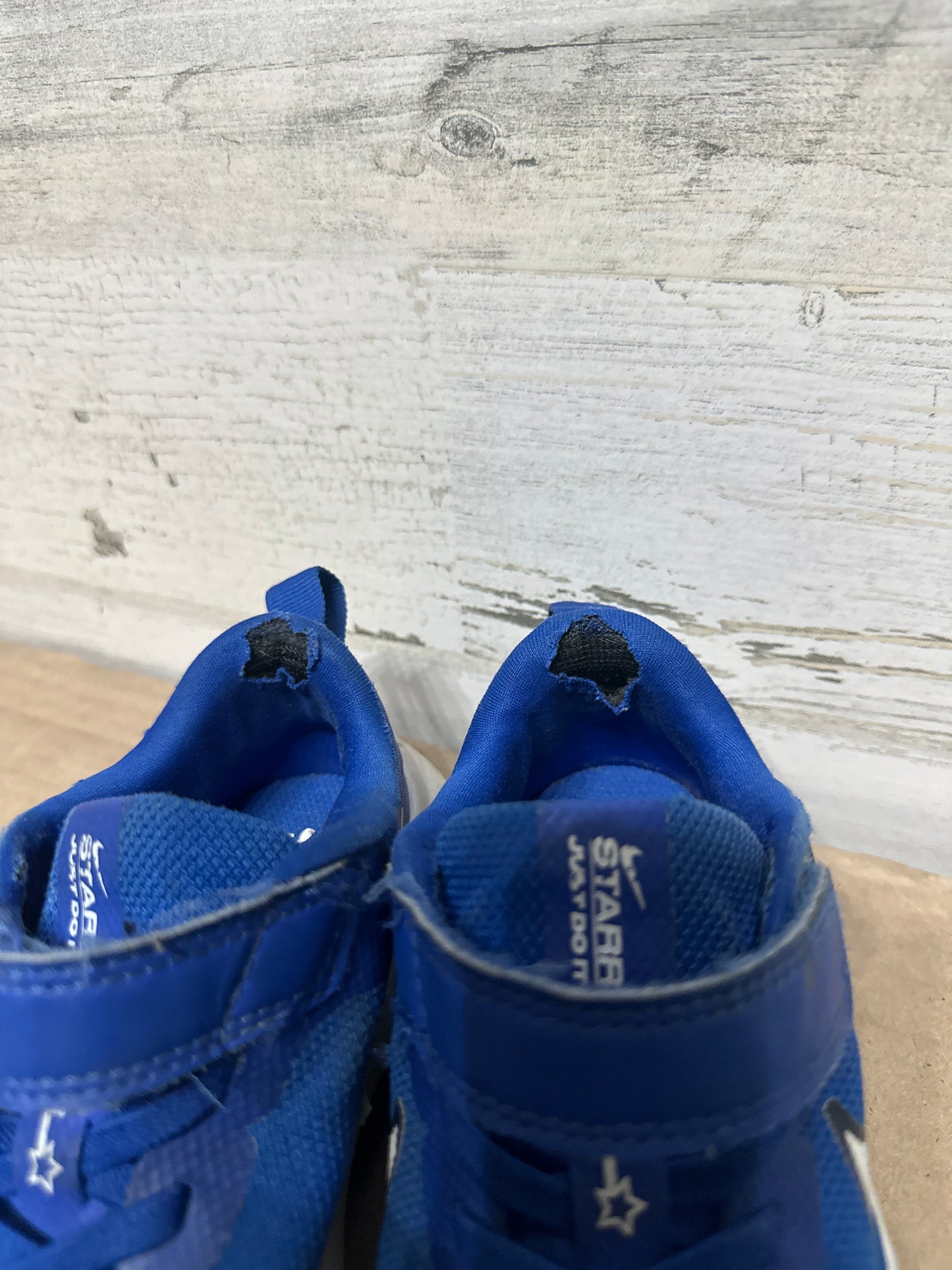 Size 13.5 (Youth) Nike StarRunner Blue Velcro Shoes - Play Condition*