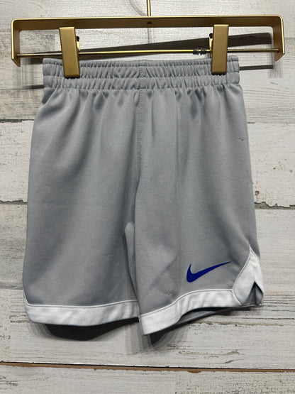Boys Size 4 (Fits 3-4 Years) Nike Grey Athletic Shorts - Play Condition*