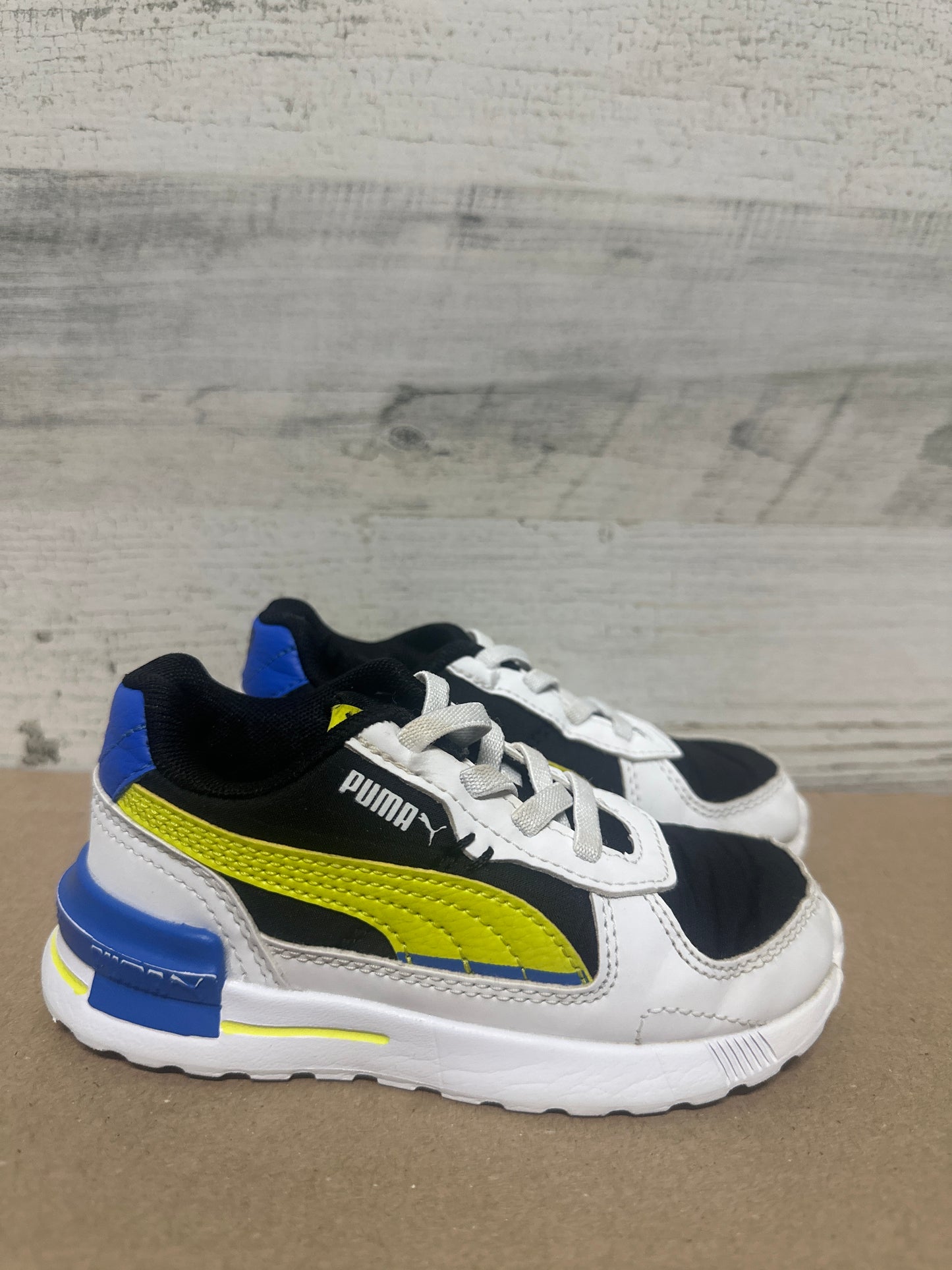 Boys Size 8 Toddler Puma Shoes - Very Good Used Condition