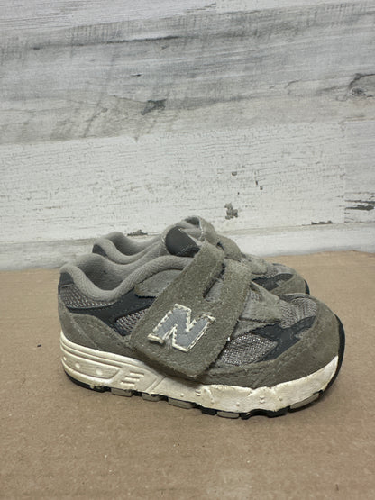 Size 5W (Wide) Toddler New Balance 993 Shoes - Good Used Condition*