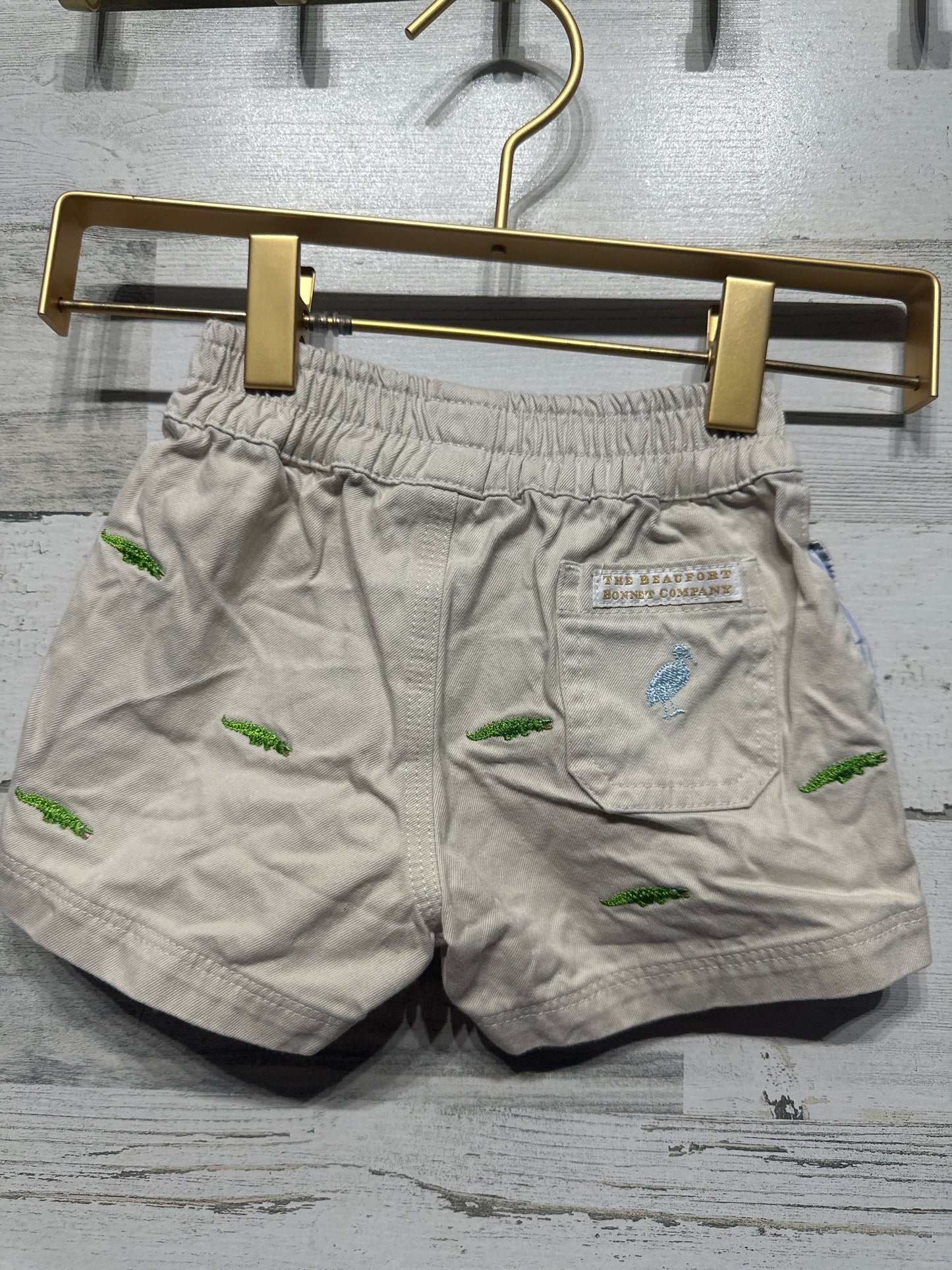 Boys Preowned Size 18-24m TBBC Alligator Embroidered Shorts - Good Used Condition