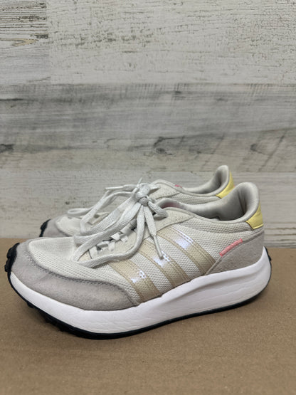 Girls Size 2.5 (Youth) Adidas Shoes - Play Condition*