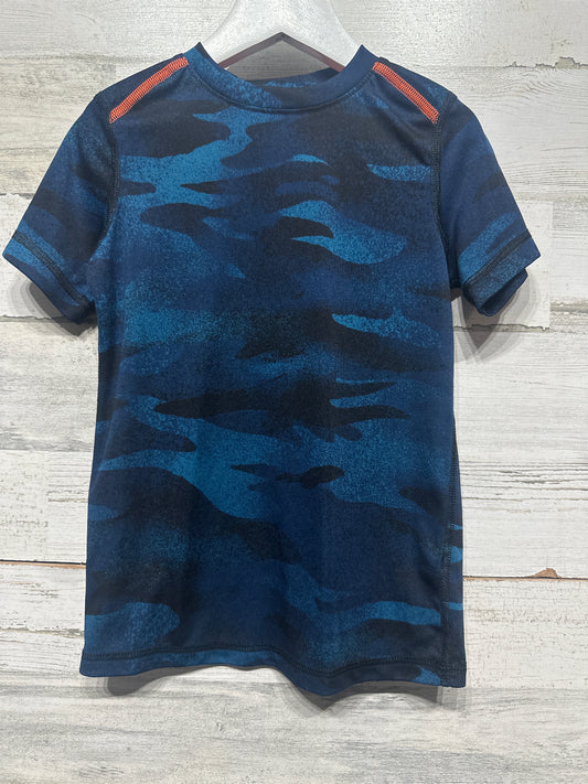 Boys Preowned Size 4-5 (XS) All in Motion Drifit Blue Camo Shirt - Very Good Used Condition