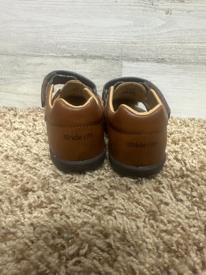 Boys Size 8.5 Toddler Preowned Stride Rite Brown Sandals  - Good Used Condition