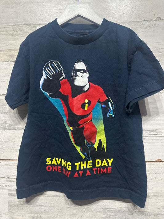 Boys Preowned Size 7/8 Disney Pixas Incredibles 2 T-Shirt - Good Used Condition