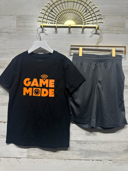 Boys Preowned Size 6-7 (Small) Cat and Jack Game Mode Tee and Grey Shorts Outfit - Good Used Condition