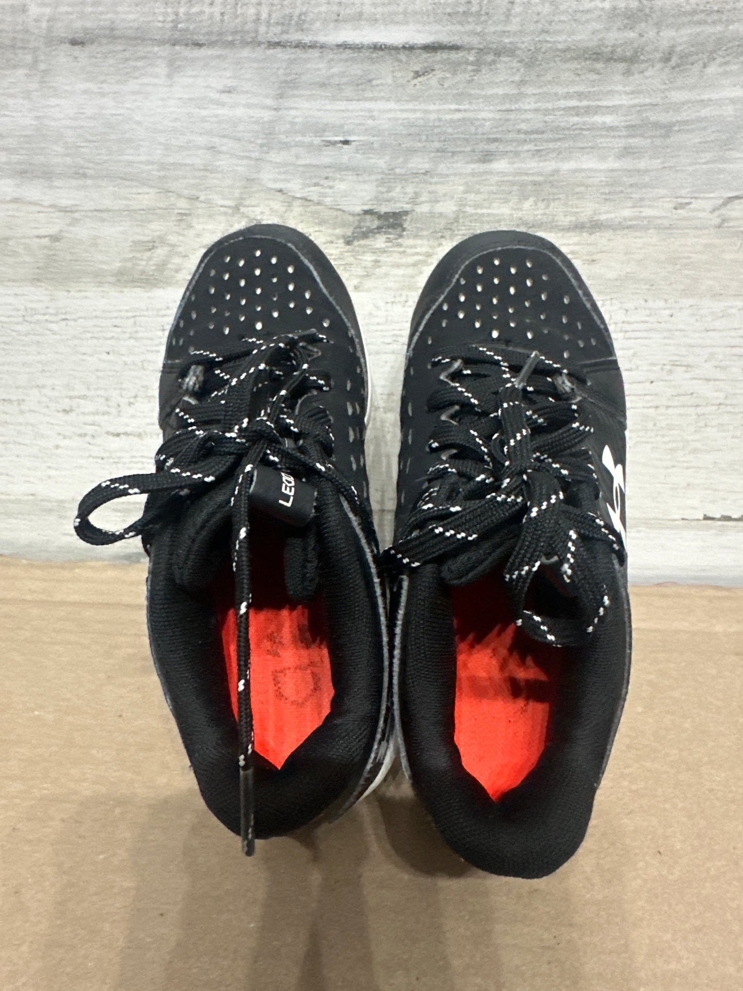 Size 13 (Little Kid) Under Armour Lead Off Baseball Cleats - Good Used Condition