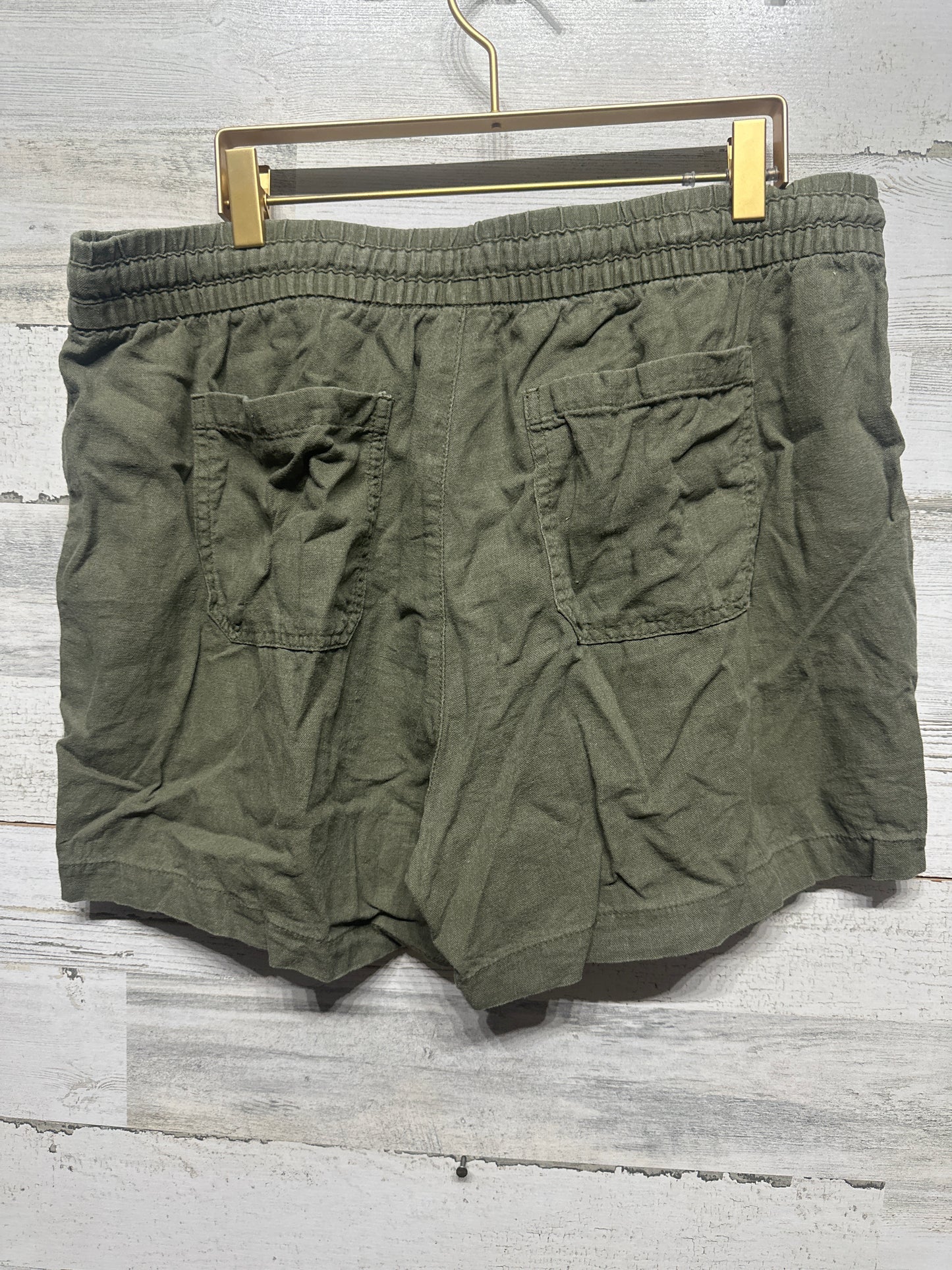 Women’s Size Large Old Navy Olive Linen Blend Shorts - Very Good Used Condition