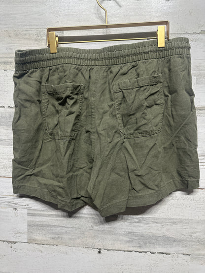 Women’s Size Large Old Navy Olive Linen Blend Shorts - Very Good Used Condition
