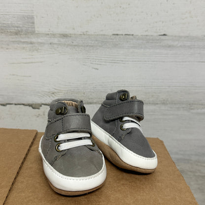 Boys Size 0-6m Little Bipsy Grey Shoes - Good Used Condition