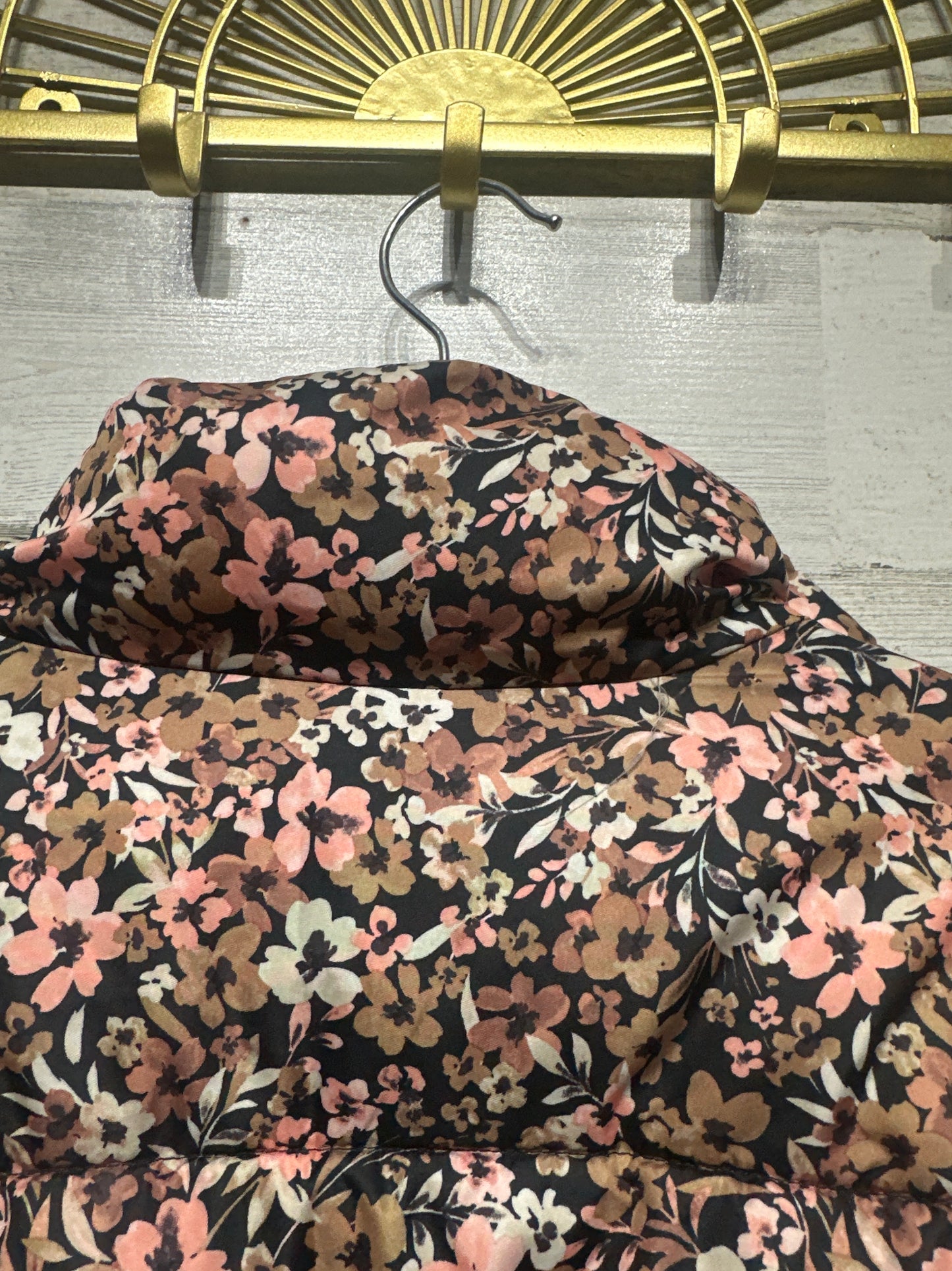 Women’s Size Large (12-14) Time and Tru Floral Puffer Coat - Very Good UsedCondition
