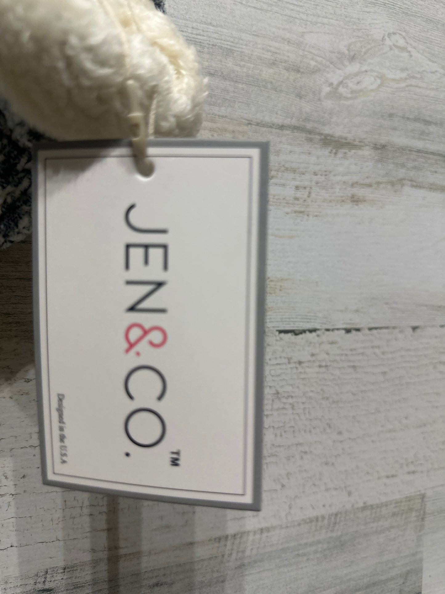 Women’s Jen & Co Grey Fleece Lined Beanie - New With Tags