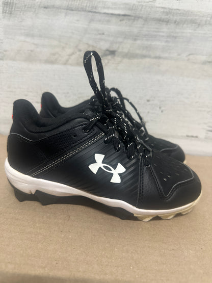 Size 13 (Little Kid) Under Armour Lead Off Baseball Cleats - Good Used Condition