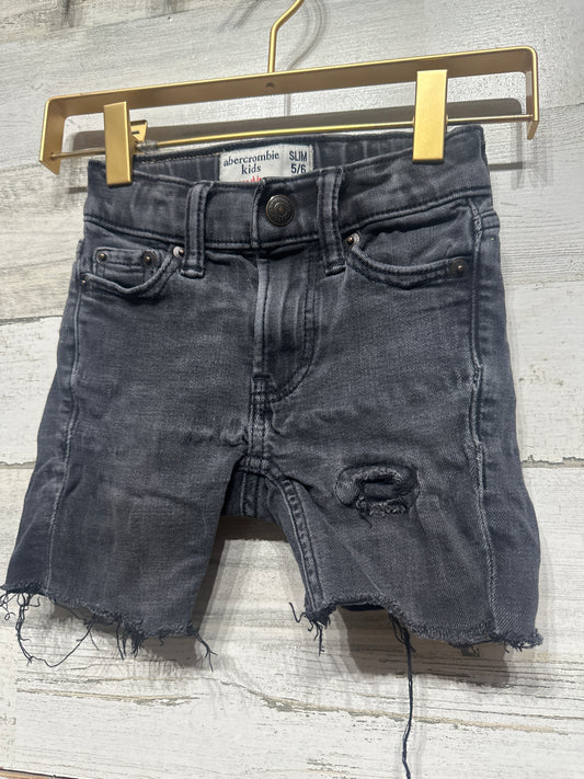 Boys Preowned Size 5/6 Slim Abercrombie Kids Super Skinny Distressed Shorts - Good Used Condition