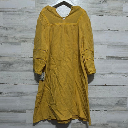 Girls Size XL Chelsea and Violet gold dress - new with tags (missing button)