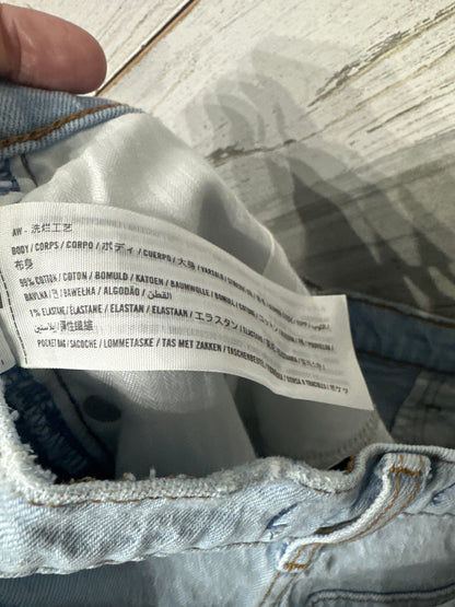 Women's Size 14 (32) Abercrombie & Fitch The Dad Short - High Rise Denim Shorts - Very Good Used Condition