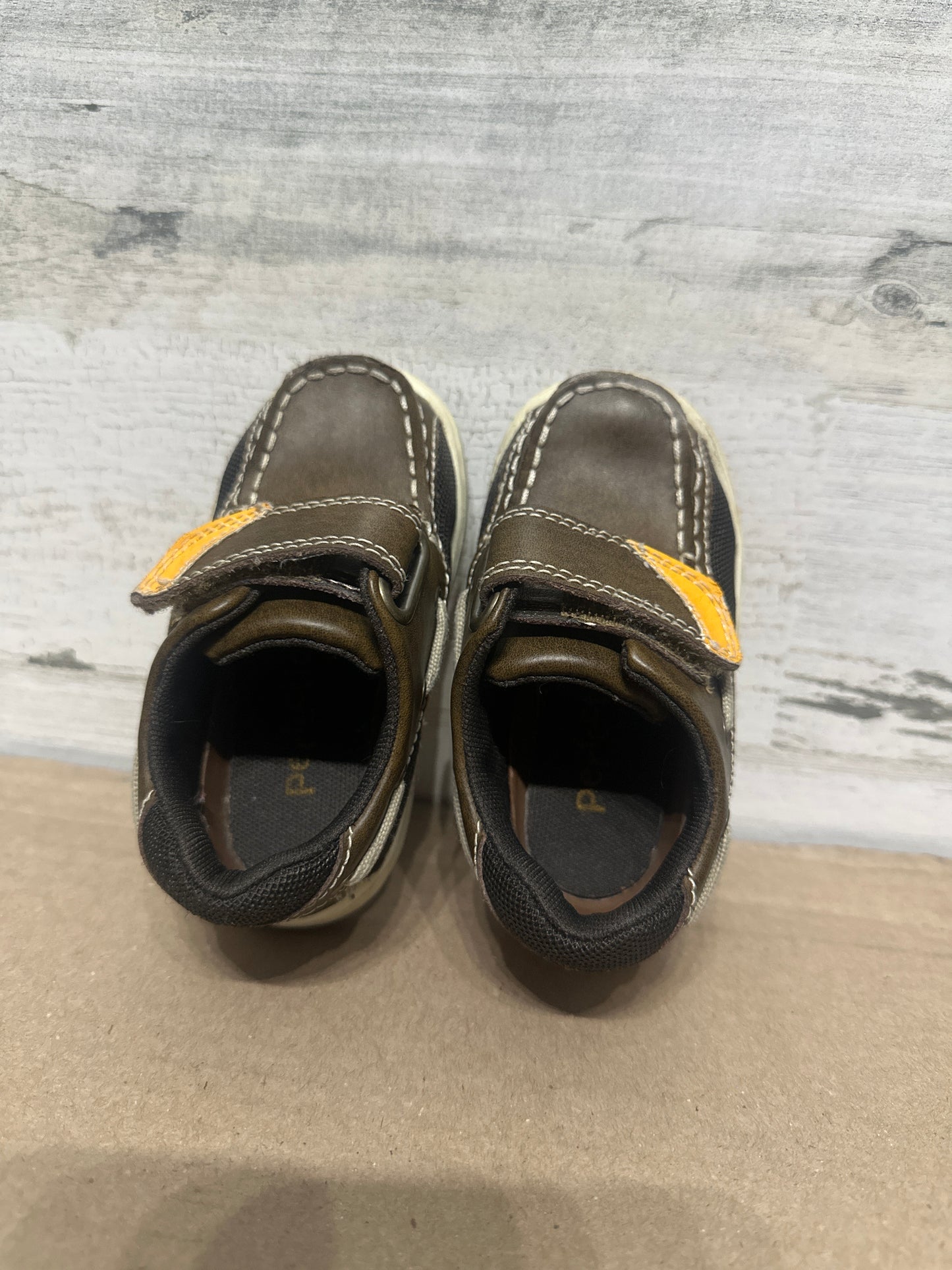 Size 5.5 W (Wide) Toddler Perfection By Jumping Jacks Shoes - Very Good Used Condition