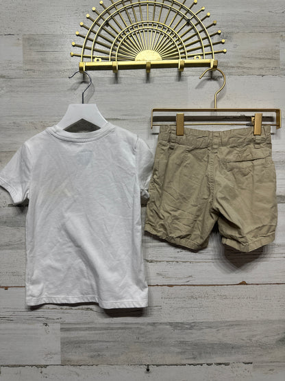 Size 4t/4 Go Taylor’s Boyfriend TShirt/Khaki Shorts - Play Condition*
