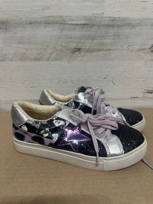 Size 3 (Youth) Steve Madden Glitter Star Shoes - Good Used Condition