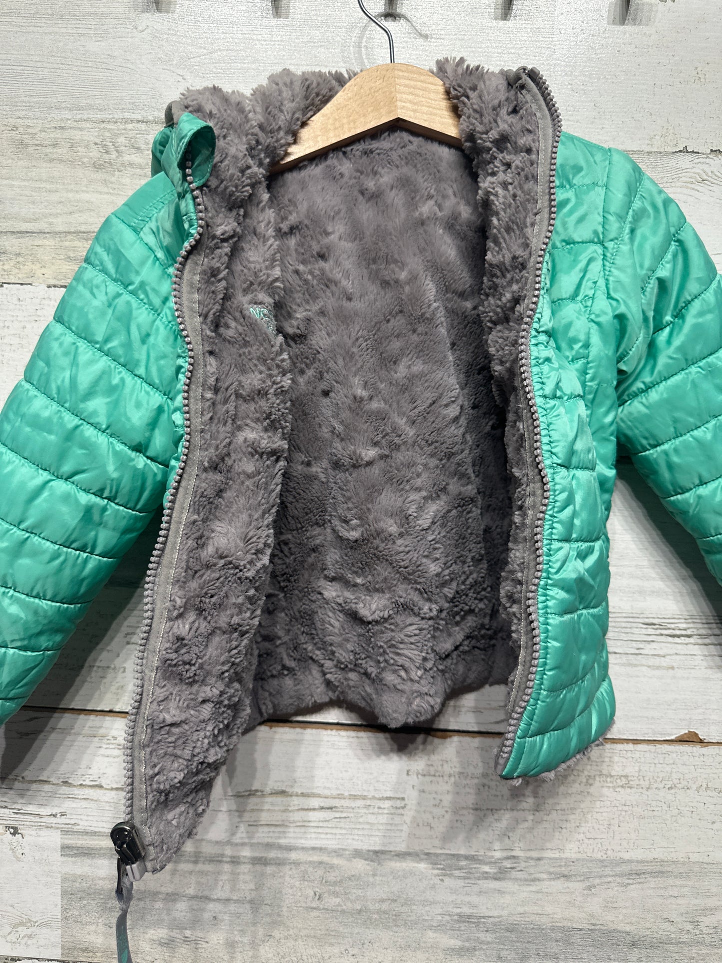 The North Face Toddler Girls 2T Reversible Jacket VGUC
