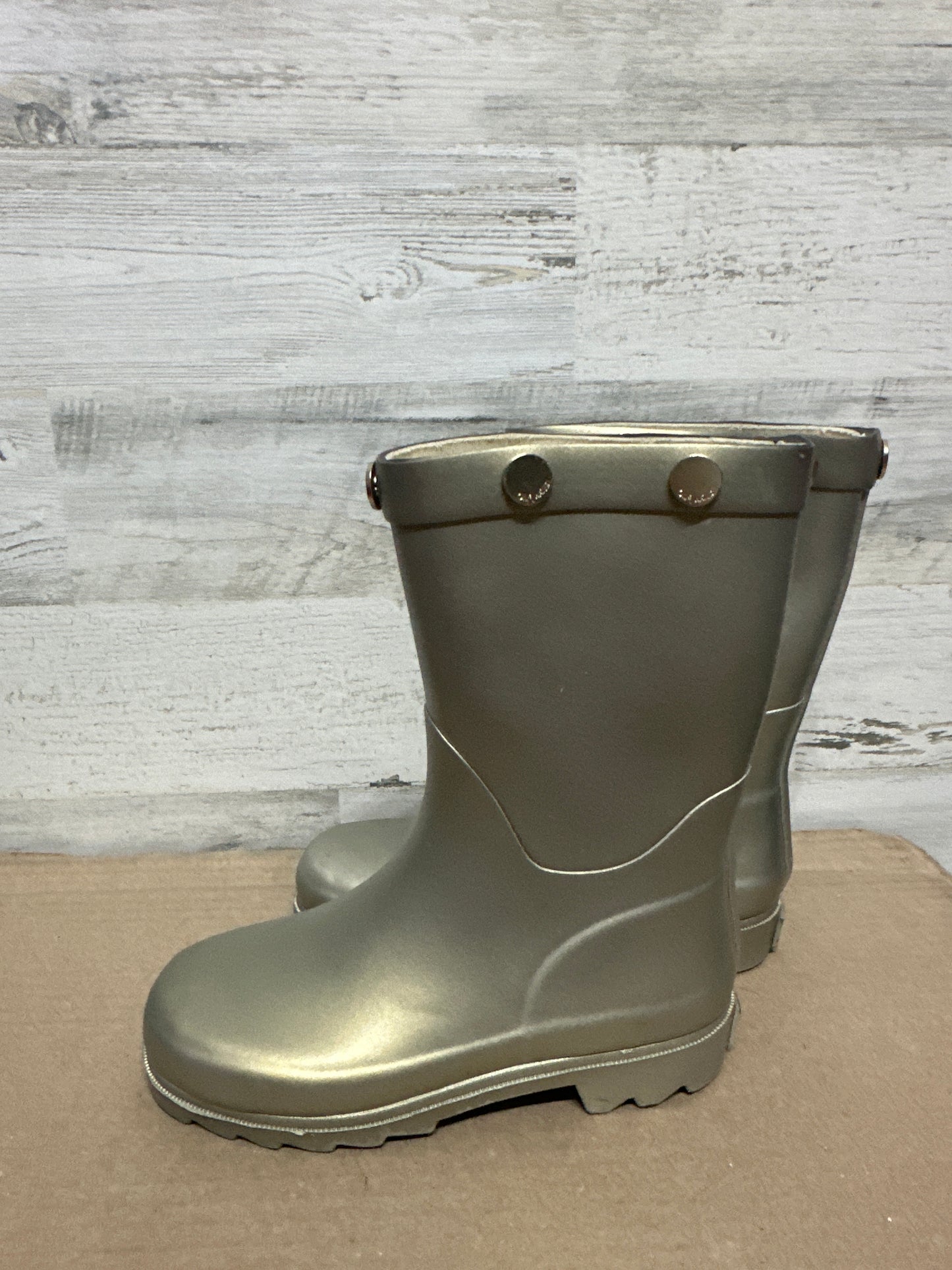 Size 1 (Youth) Oil and Water Rubber Gold Boots - Good Used Condition