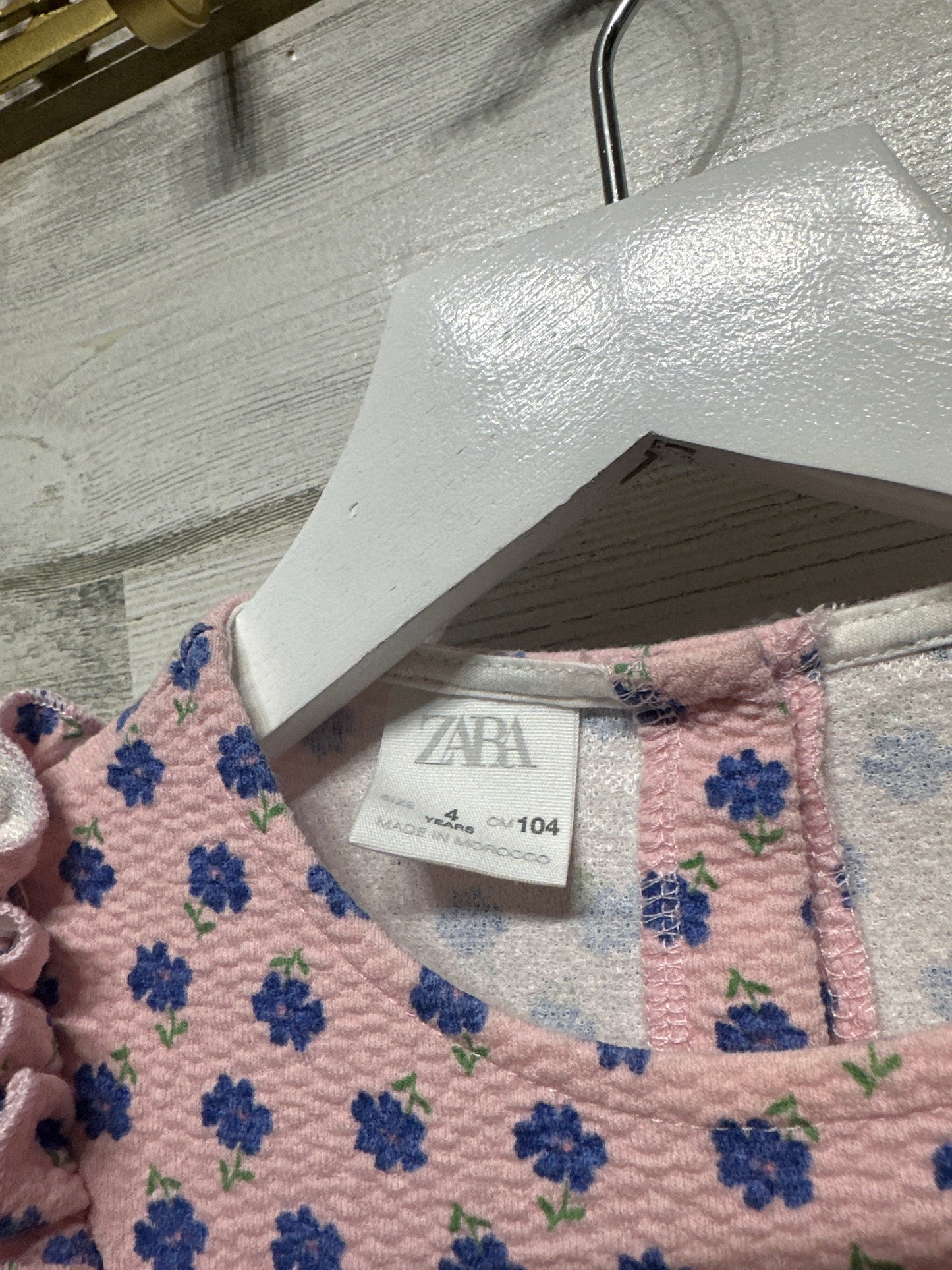 Girls Size 4 (104cm) Zara Pink and Blue Floral Dress - Very Good Used Condition