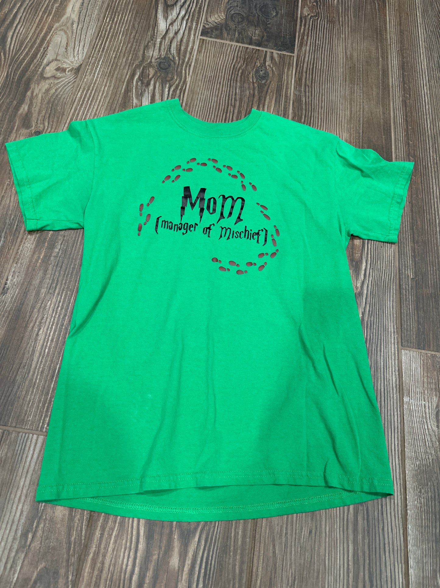 Preowned Women’s Medium Mom Manager of Mischief T-Shirt - Play Condition**