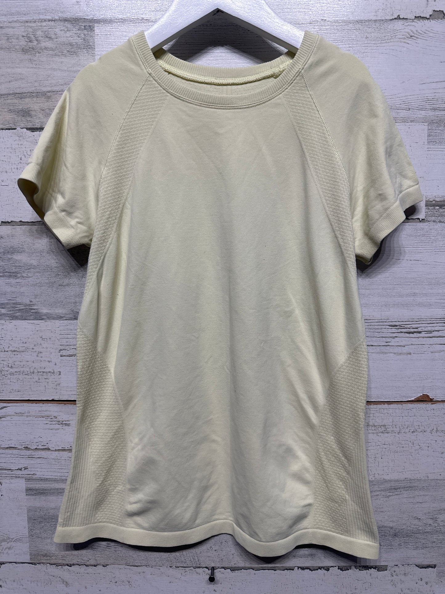 Active Shirt Light Yellow Fits Like Girls 8 VGUC