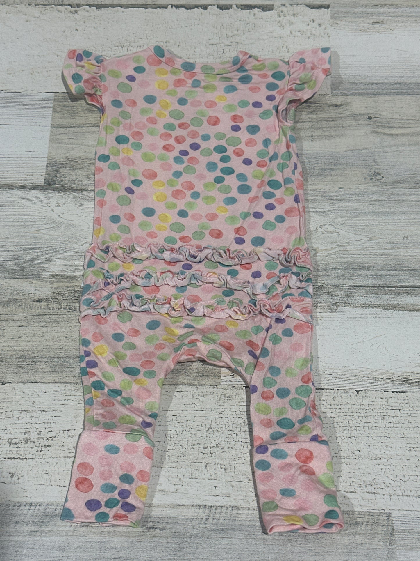 Bamboo Posh Peanut Ruffle Romper - Girls Size 0-3m - Very Good Used Condition