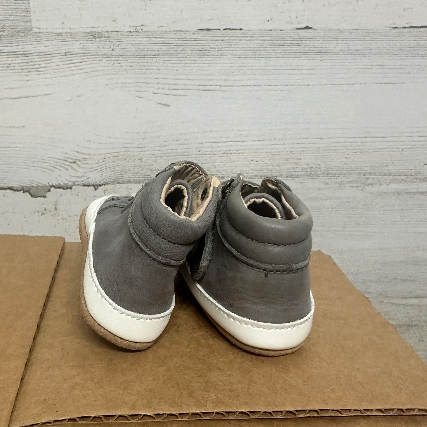 Boys Size 0-6m Little Bipsy Grey Shoes - Good Used Condition