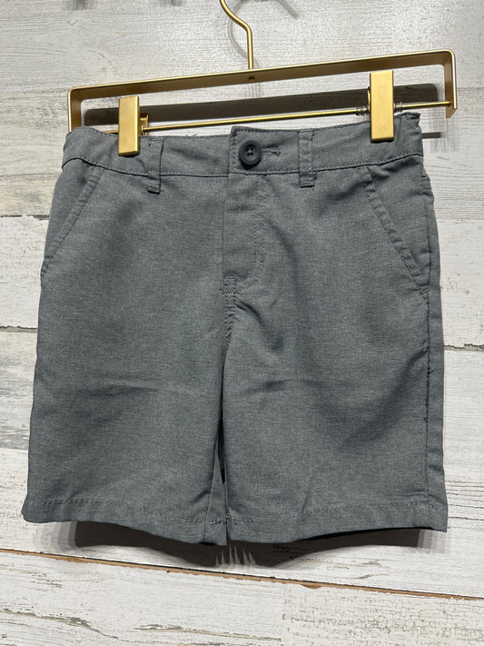 Boys Size 5t Cat and Jack Grey Adjustable Waist Quick Dry Shorts - Very Good Used Condition