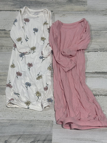 Bamboo Gowns - Carter's Purely Soft - 2 Pieces - Girls Size Newborn - Very Good Used Condition