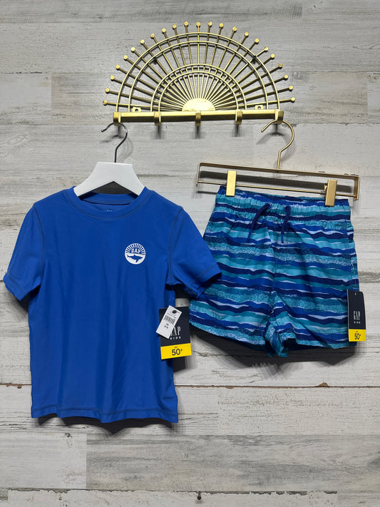Boys Size XS (4/5) Gap UPF 50 + Rash Guard and Swim Trunk Set - New With Tags