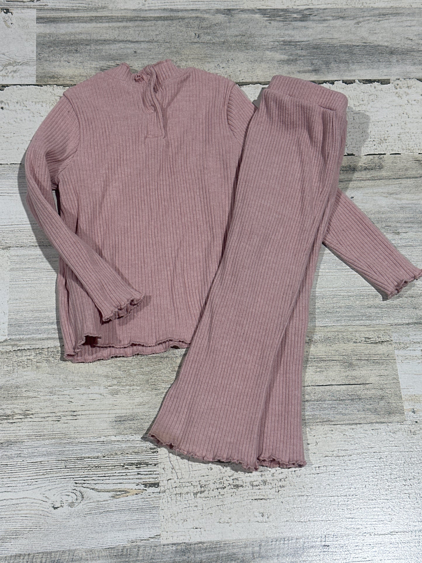 Ribbed Two Piece Set - Old Navy - Girls Size 18-24m - Very Good Used Condition