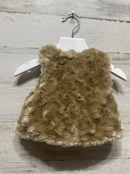 Girls Preowned Size 6m Vitamin Baby Faux Fur Vest - Good Used Condition