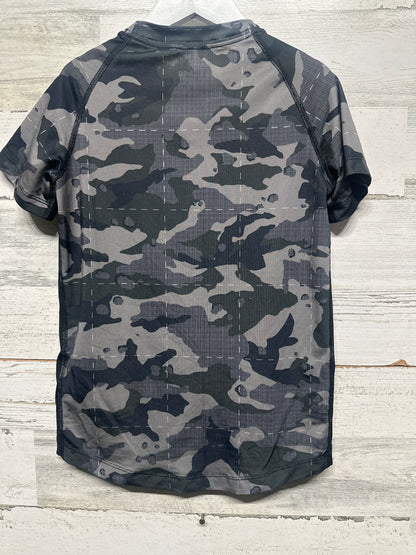 Boys Size XS (6-7) NikePro Dri-Fit Camo Shirt - Very Good Used Condition