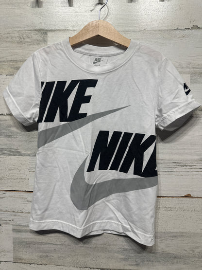 Boys Preowned Size 7 (Fits 6-7 years) Nike White Shirt - Good Used Condition