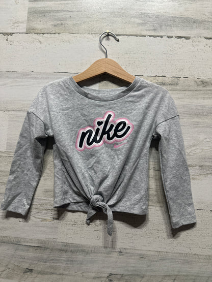 Girls Size 2t (1-2 years) Nike Shirt - Play Condition*