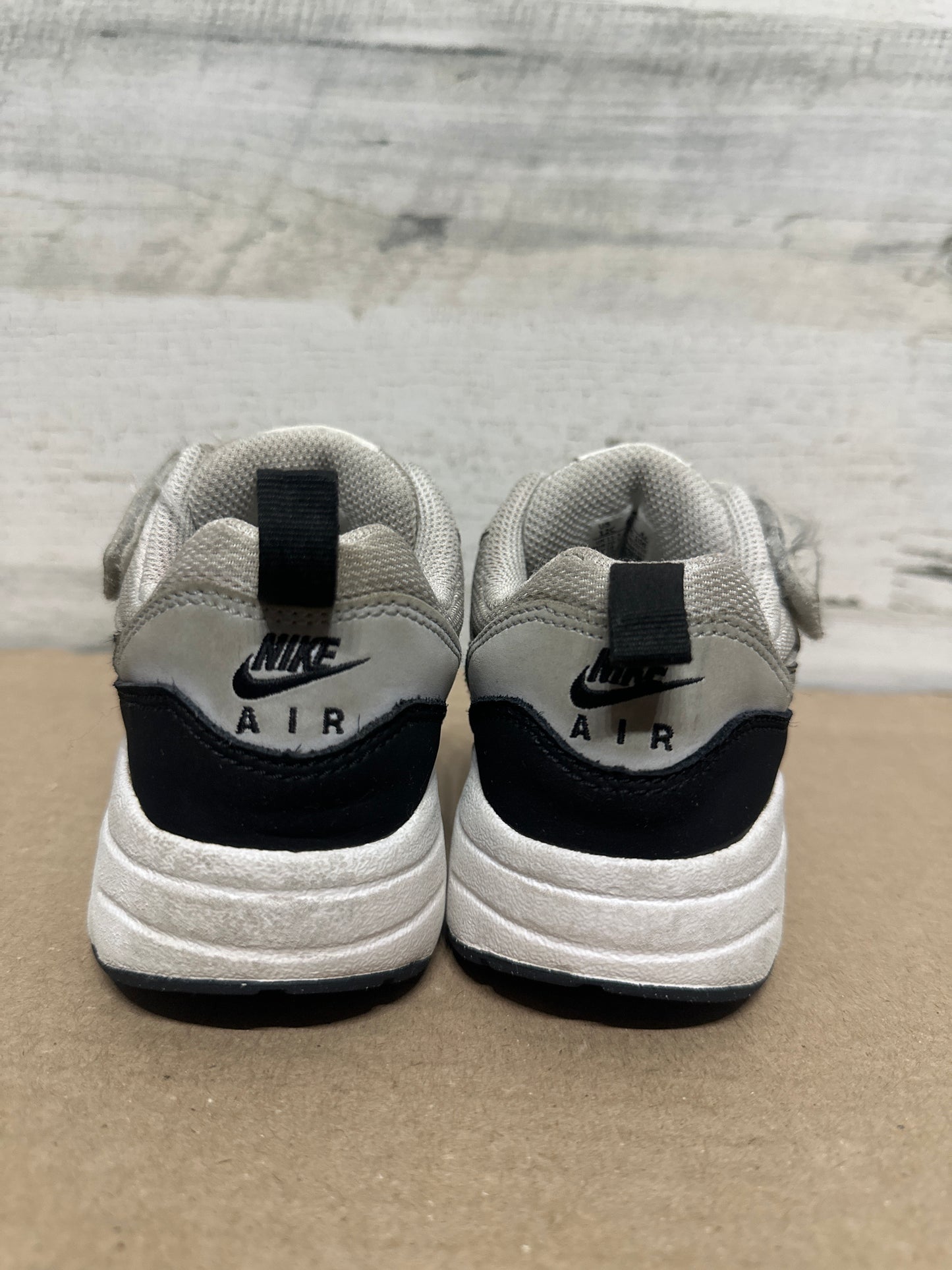 Size 12c (Little Kid) Nike Air Shoes - Play Condition*