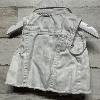 Girls Size 18-24m Old Navy White Denim Vest - Play Condition