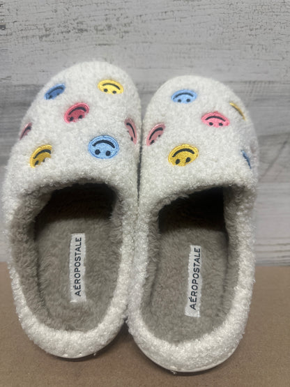 Women’s Size 5/6 (Small) Aeropostale Smiley Slippers - Very Good Used Condition
