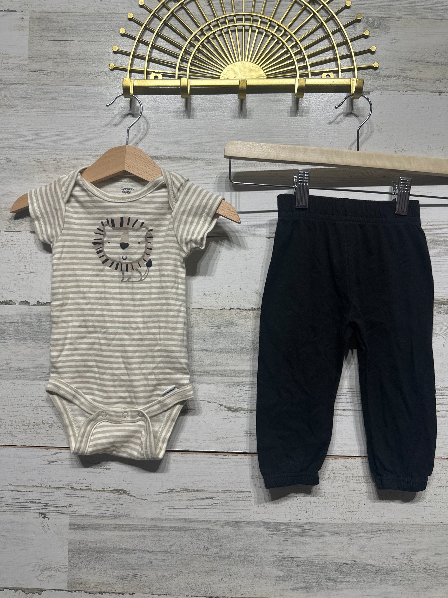 Boys Preowned Size 12m Gerbers Organic Bodysuit and Garanimals Pants  - Good Used Condition