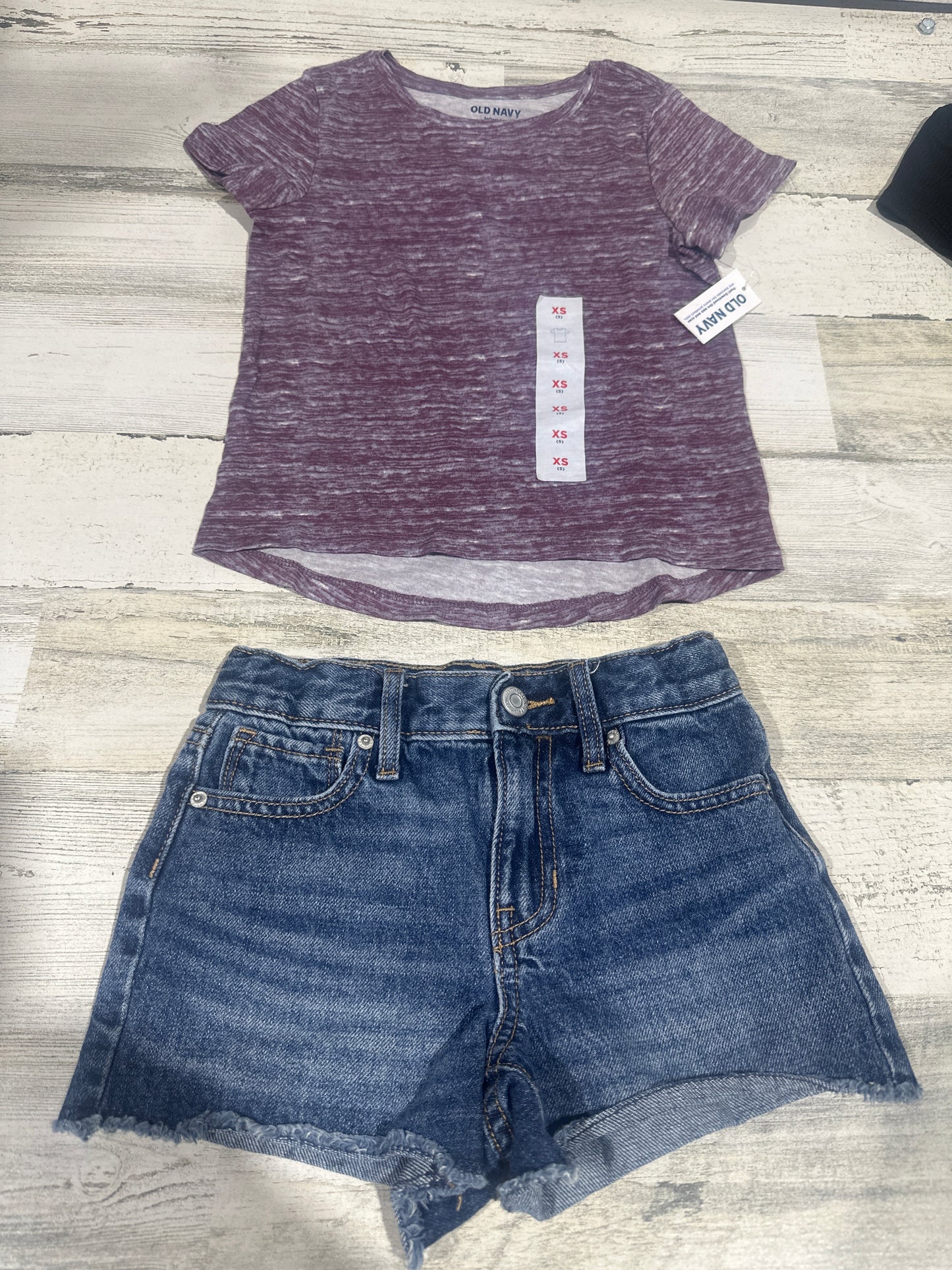 Clothing Lot - 4 Pieces - Girls Size 5 / 6 - Very Good Used Condition/NWT