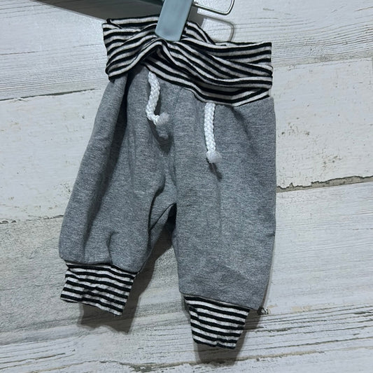 Boys Size Newborn Cobalt and Coral Pants - good used condition