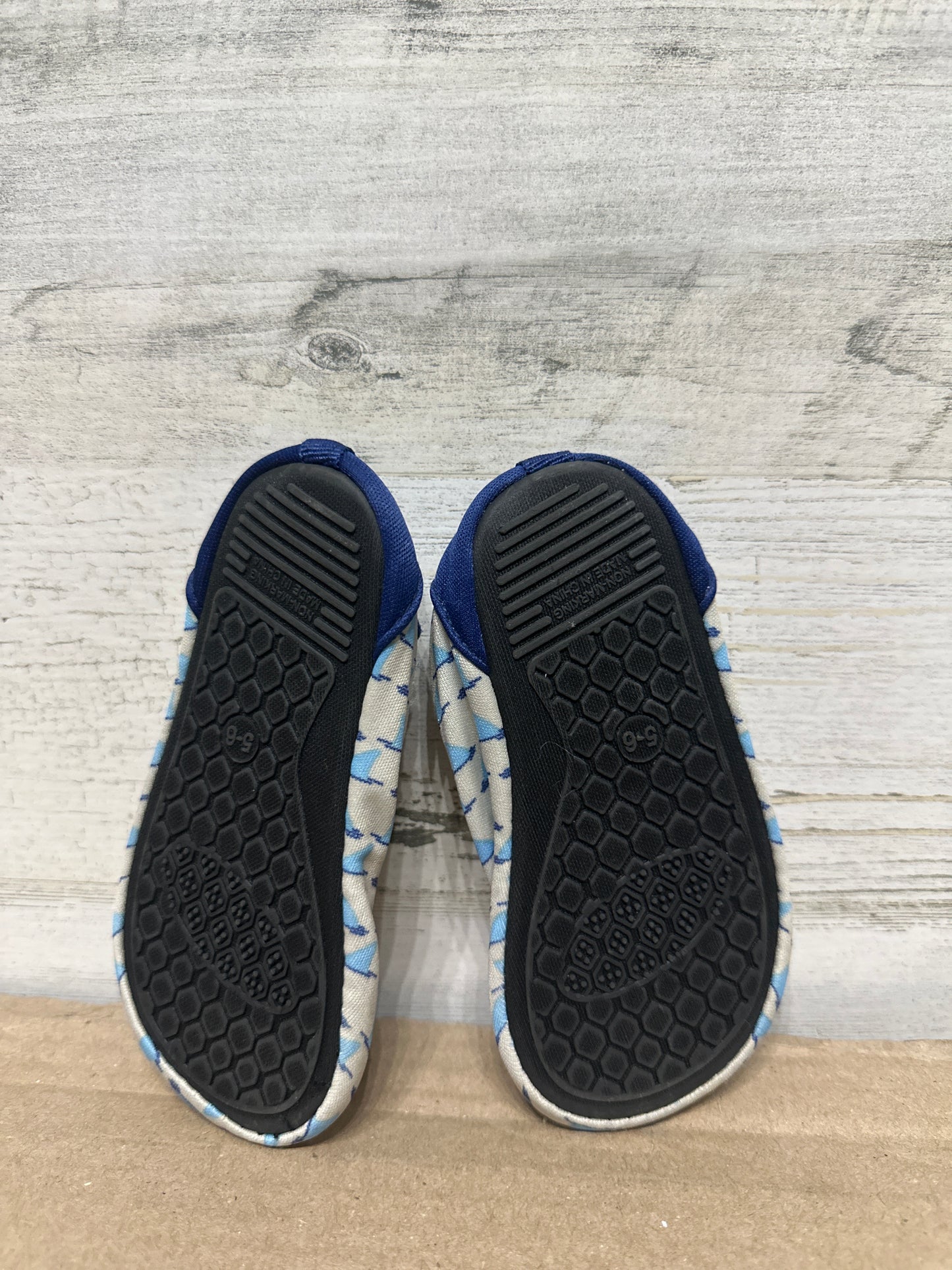 Size 5-6 (Toddler) Water Shoes - Good Used Condition