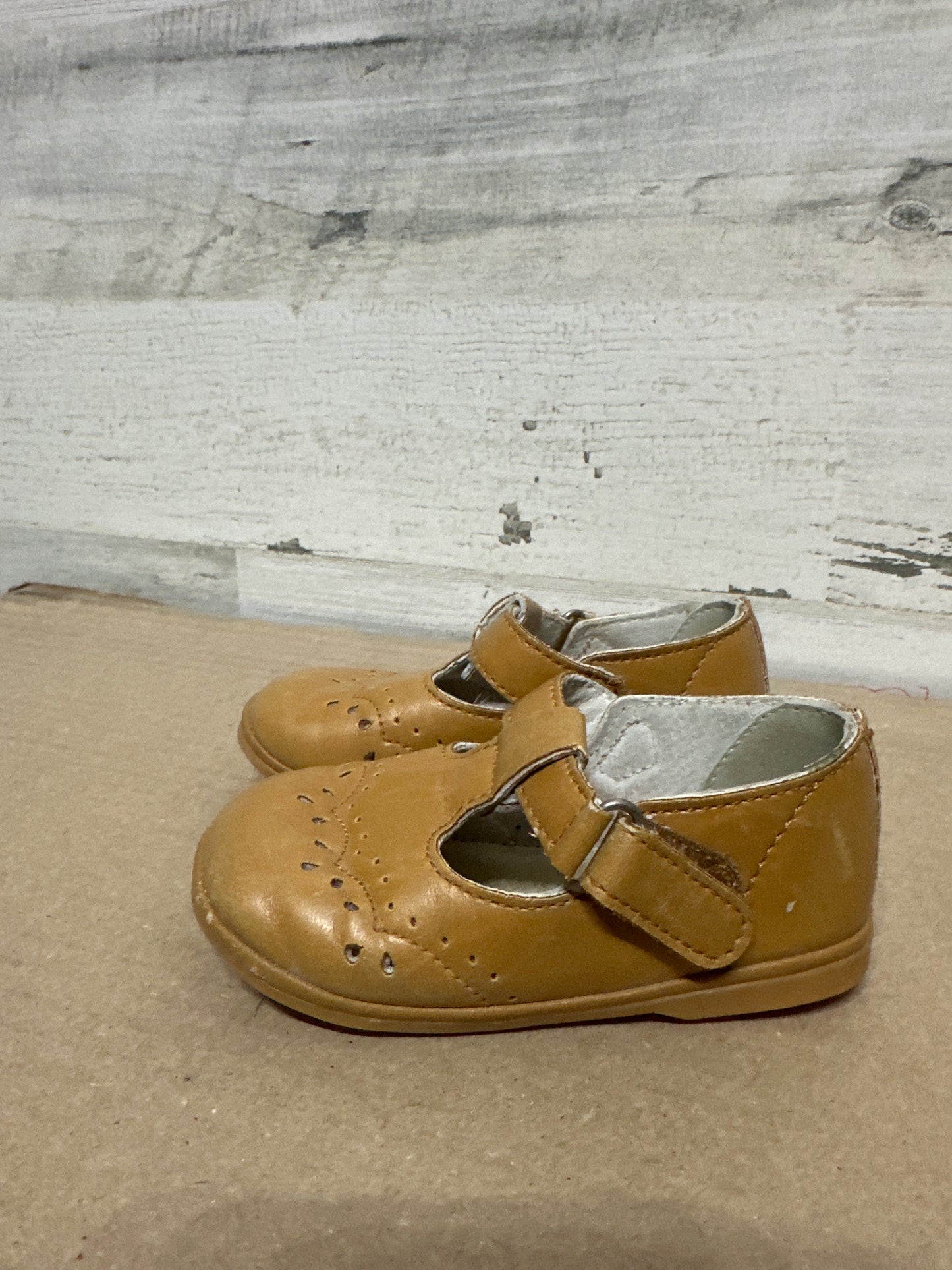 Size 5 Toddler Angel Baby Girls Mustard Golden Yellow T-Strap Mary Janes - Play Condition*